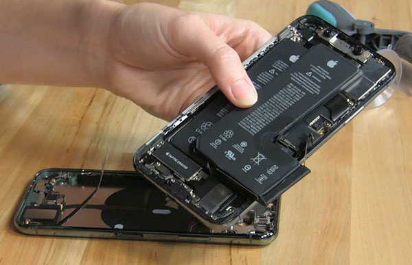 ремонт аккумуляторной батареи айфон 11