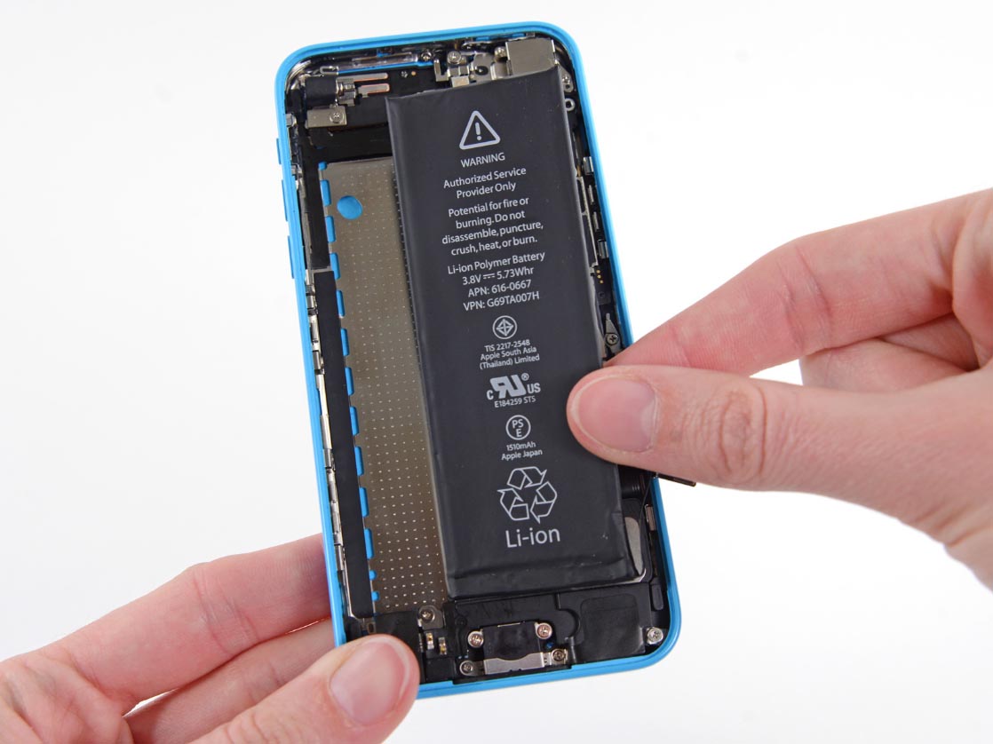 Замена аккумулятора iPhone 5c