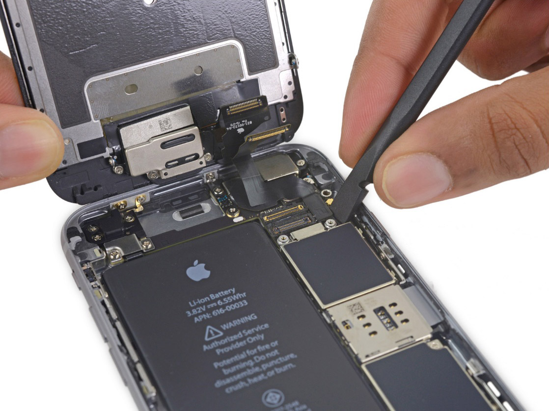 Замена батареи iPhone 6s plus